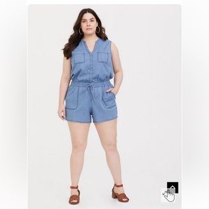 Torrid Drawstring Waist Romper - Medium Wash Chambray Denim Size 1